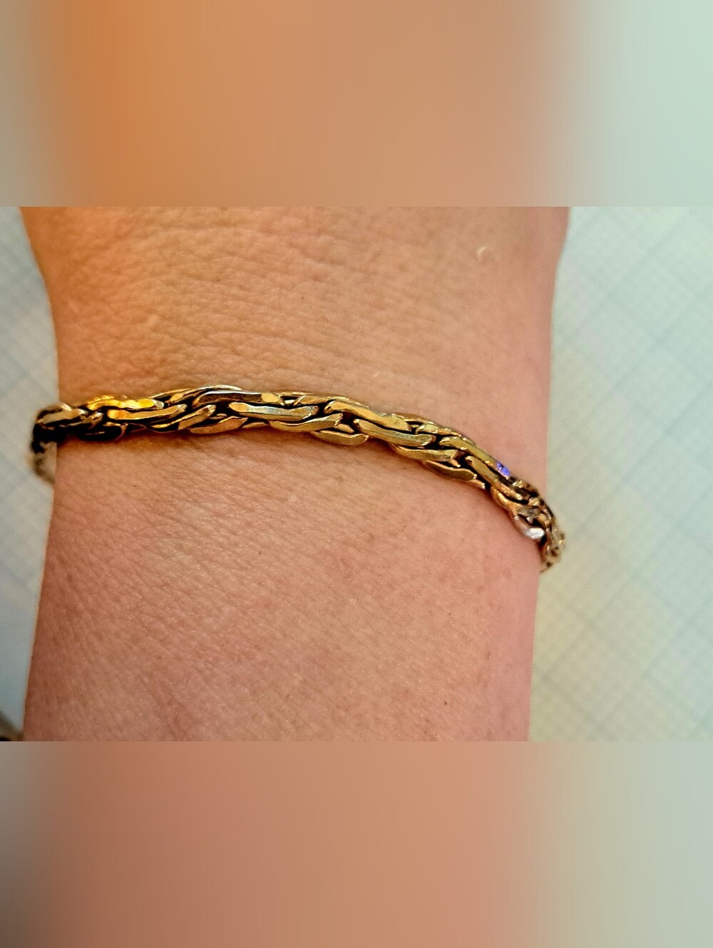 Avon Gold-Tone Twisted Link Bracelet